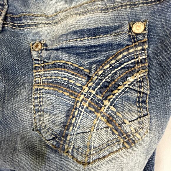 Wallflower Blue Jeans Size 0 bootcut stretch embellished pockets distressed - Picture 5 of 14